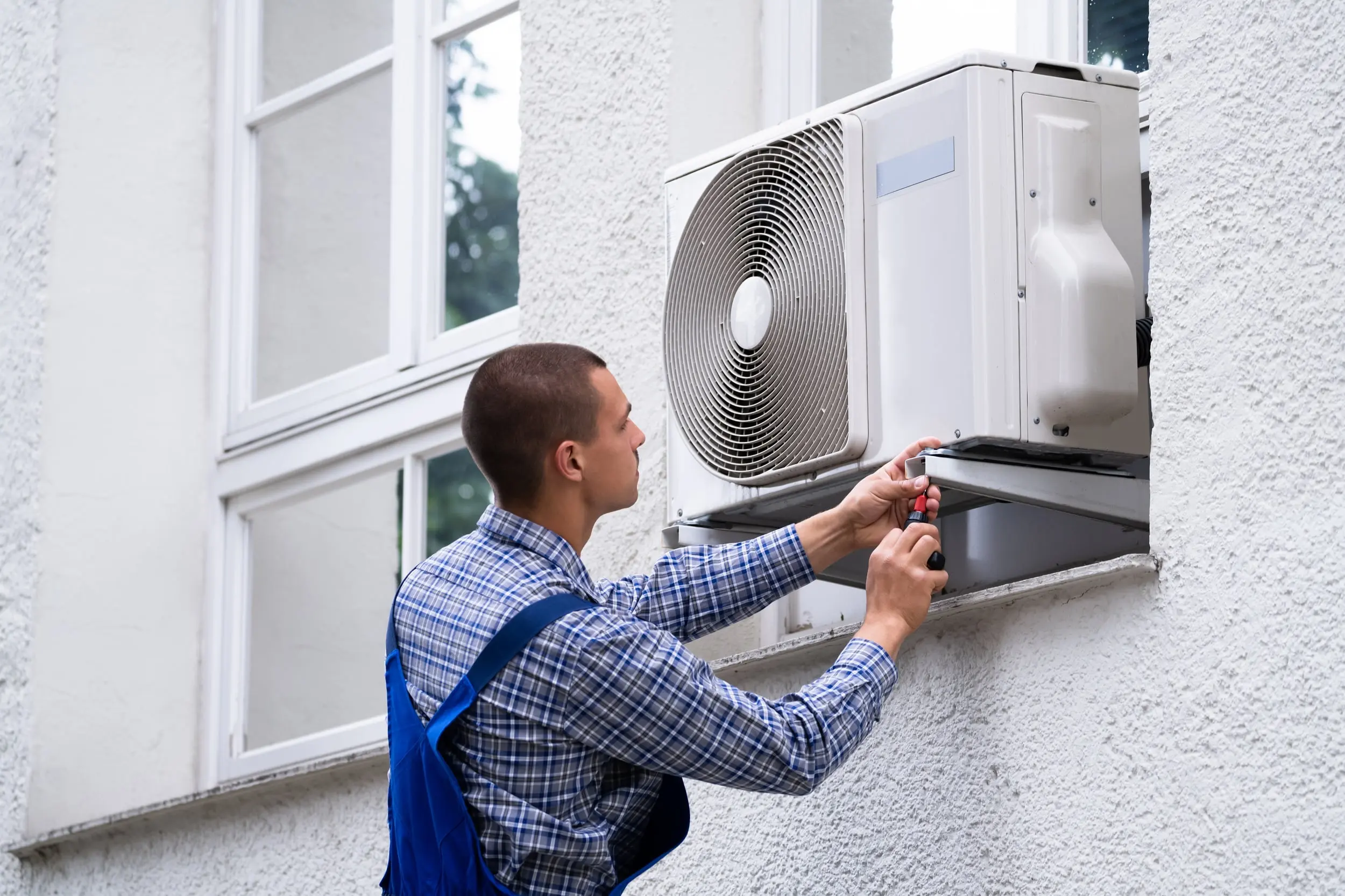 Ridgewood Air Conditioning Services Will Help You Stay Cool This Summer