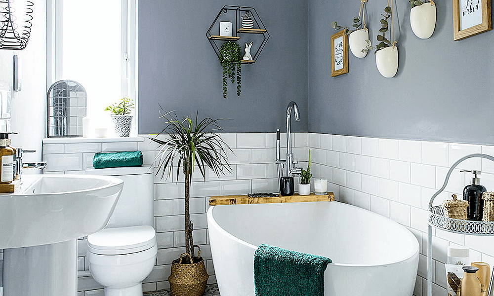 Small Bathroom Remodels: Maximizing Space and Style